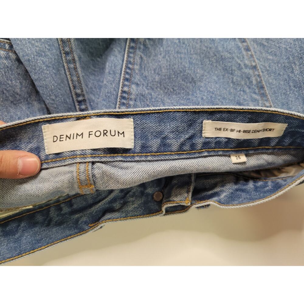 Aritzia Denim Forum Womens 25 The Ex Bf Hi Rise Denim Short Medium Blue Wash - Picture 3 of 10